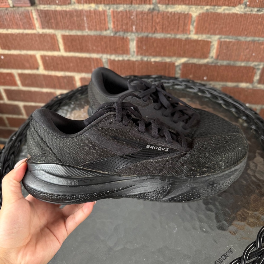 Brooks Adrenaline GTS 24 Womens 8 Running Shoes Triple Black